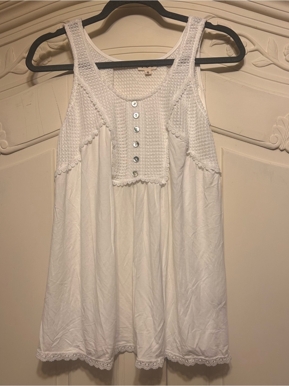 POL White Lace-Trim Sleeveless Tank
